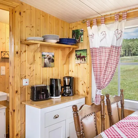 Tinyhouse Alpakawiese Schlitz
