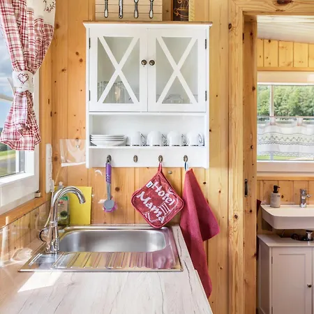 Tinyhouse Alpakawiese Holiday home Schlitz
